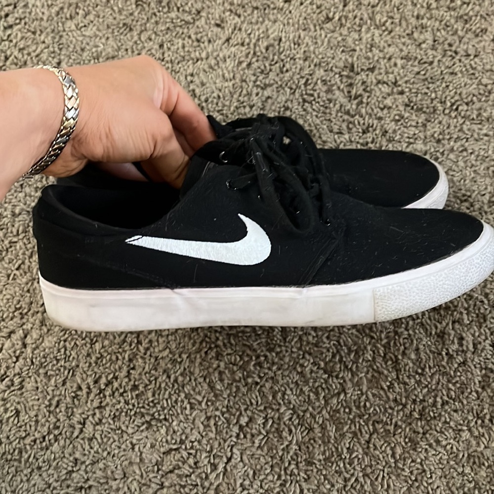 Nike shoes